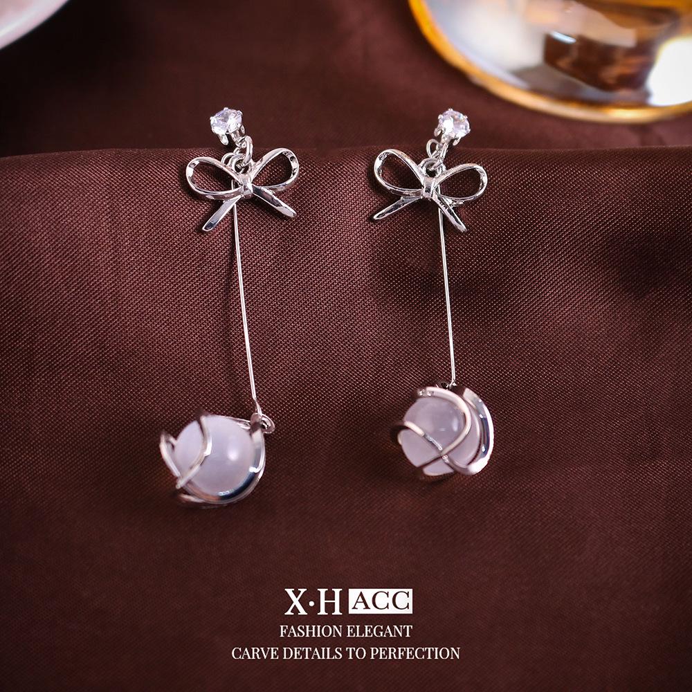 Silberne Nadel Katzenaugenstein Blume Ohrringe - Elegantes, vielseitiges Modeaccessoire für Frauen
