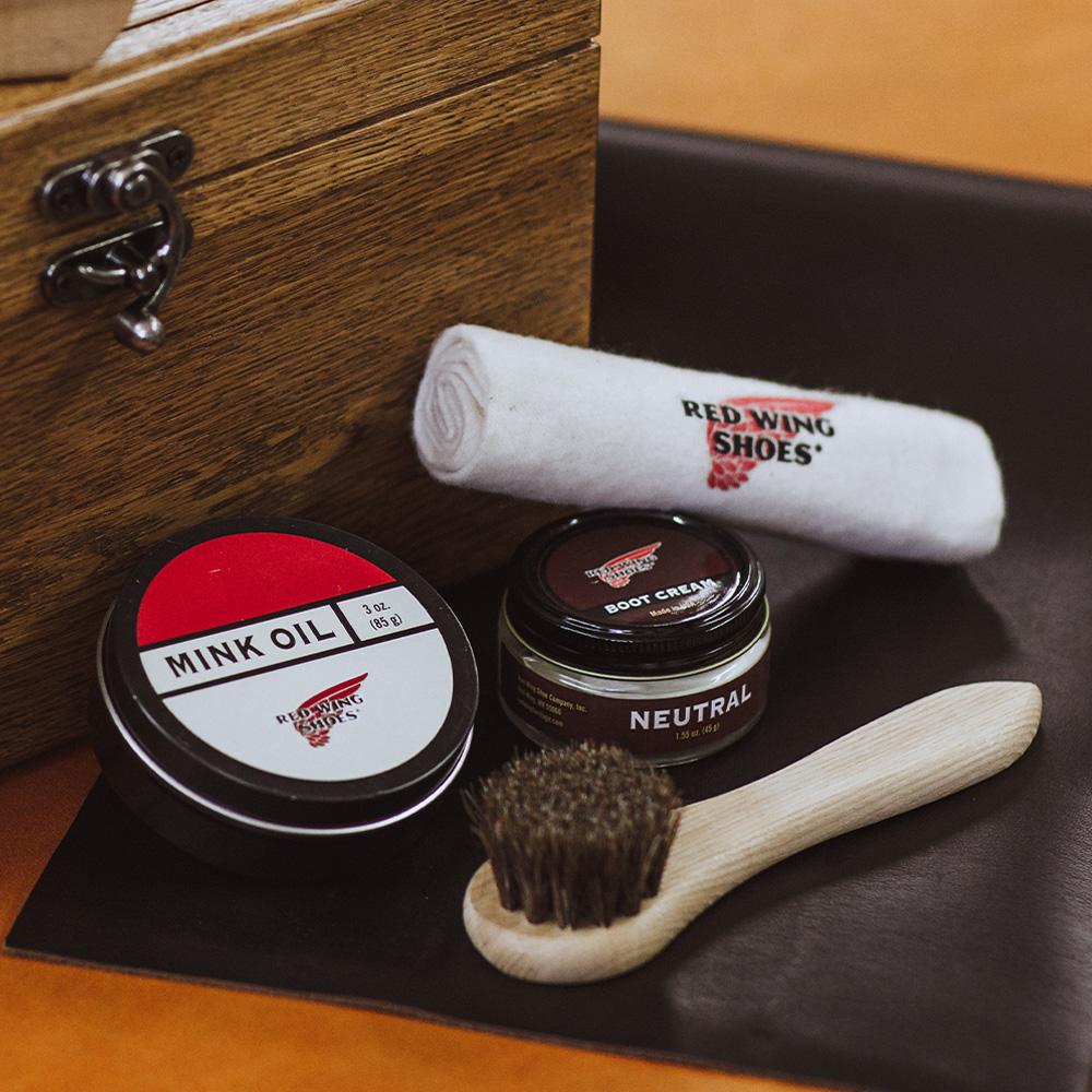 Redwing Hand Horsehair Brush 97114