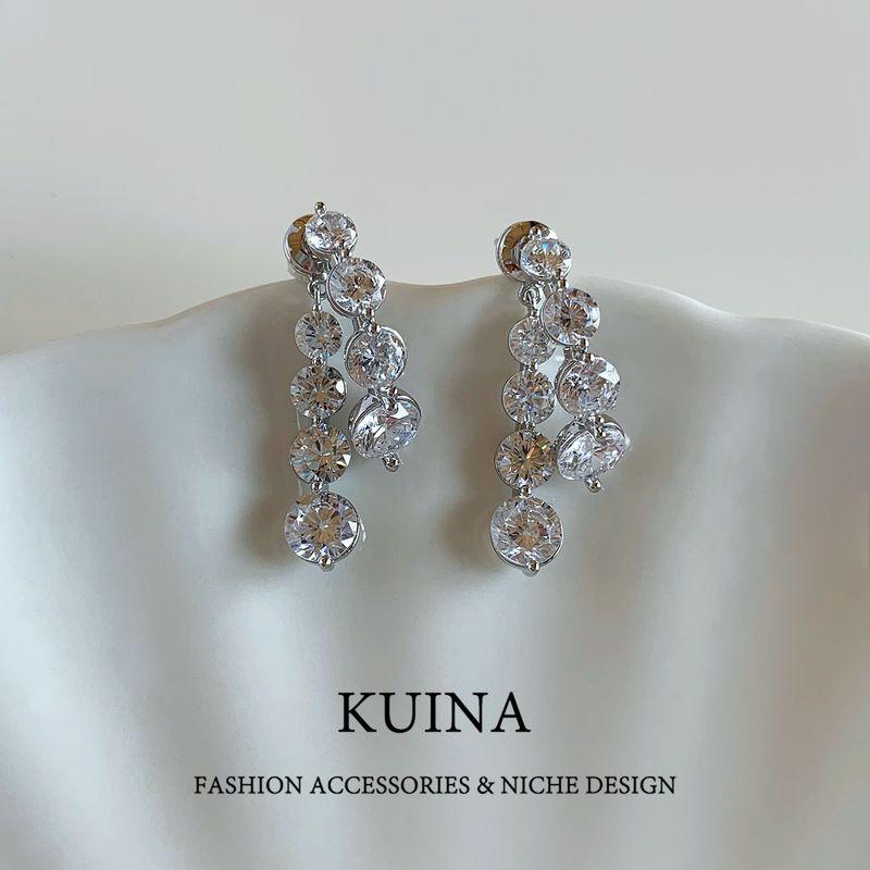 

Flash Diamond Stud Earrings for Women Accessible Luxury Fancy Elegant Sterling Silver Earring/Pin Tassel Unique and Beautiful Eardrops Earrings Picture Color