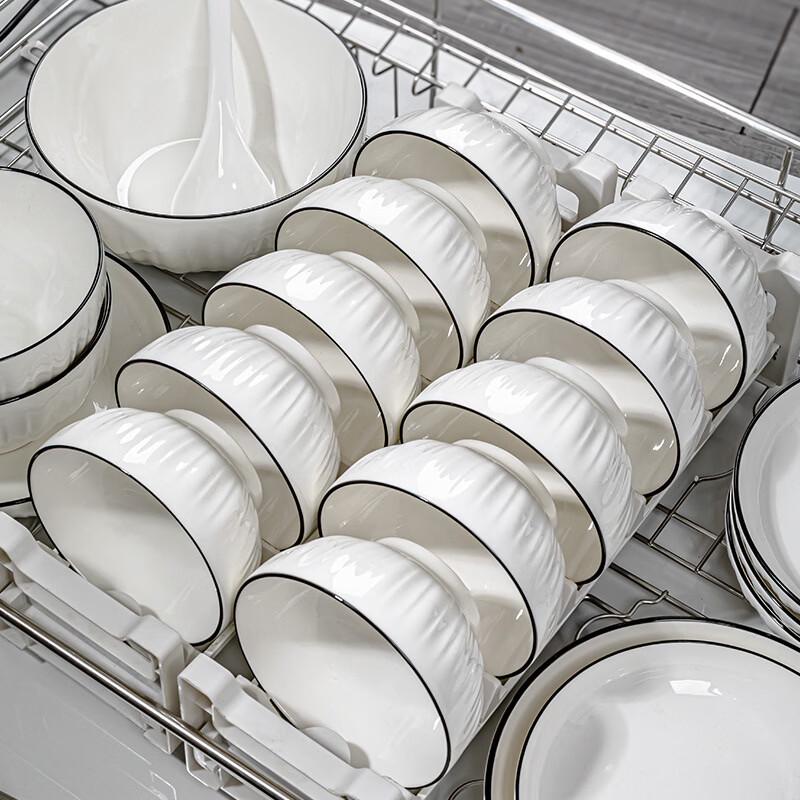 Ru Han Nordic Ceramic Dinnerware Set, Lotus Pattern