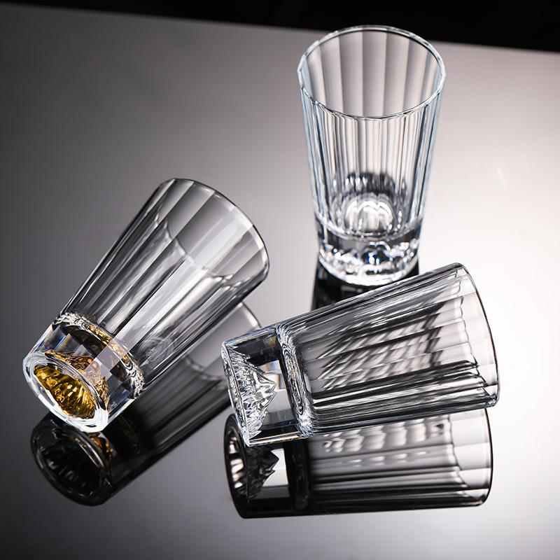Bicchiere da whisky Monte Fuji in cristallo Bicchiere creativo Domestico KTV Bar Bicchiere verticale per Baijiu