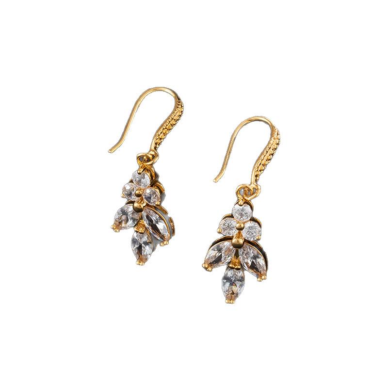 Fashion Small Fresh Ear Hook Copper Inlaid Zircon Women's Earrings High-end Elegant Temperament Stud Earrings Versatile Jewelry
