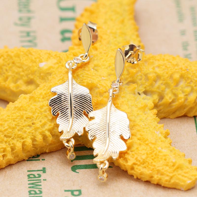 Pan Jia Gold-Plated Sterling Silver Oak Leaf Earrings - European & American Creative Studs for Women