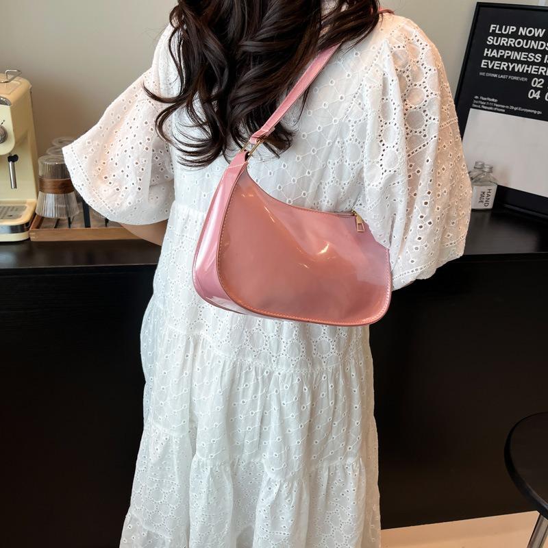 Summer New Popular Fashion Shoulder Armpit Bag Versatile Solid Color Gentle Handbag