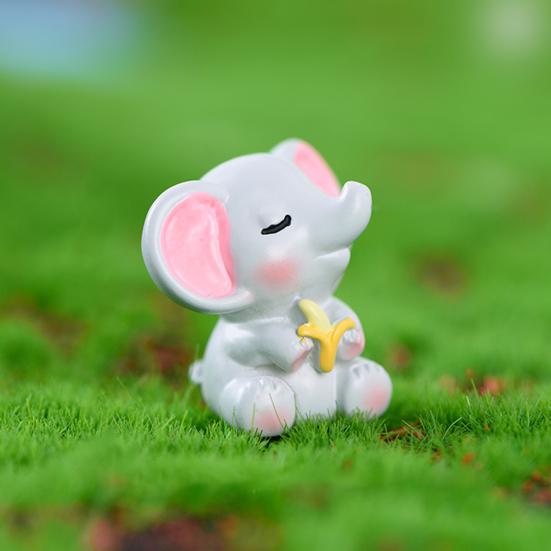 Elephant Figurine Handcrafted Sweet Expression Casting Decorative Realistic Looking Elephant Statue Car Decor