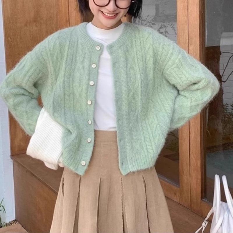 Gentle soft waxy versatile twist sweater cardigan women's autumn and winter new retro short knitted sweater jacket