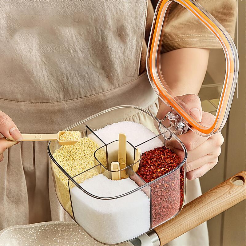 4 Grids Salt Pepper Seasoning Box Transparent Lid Spice Jar Chili Powder Sugar Bowl Condiments Storage Container Kitchen Gadgets