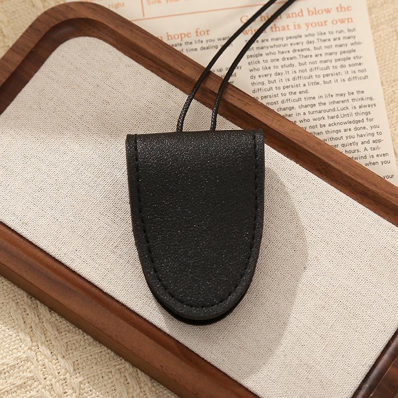 Stylish Minimalist Solid-Color Eyeglass Storage Clip Snap-Fastener Leather Neck Strap Holder Durable Glasses Organizer
