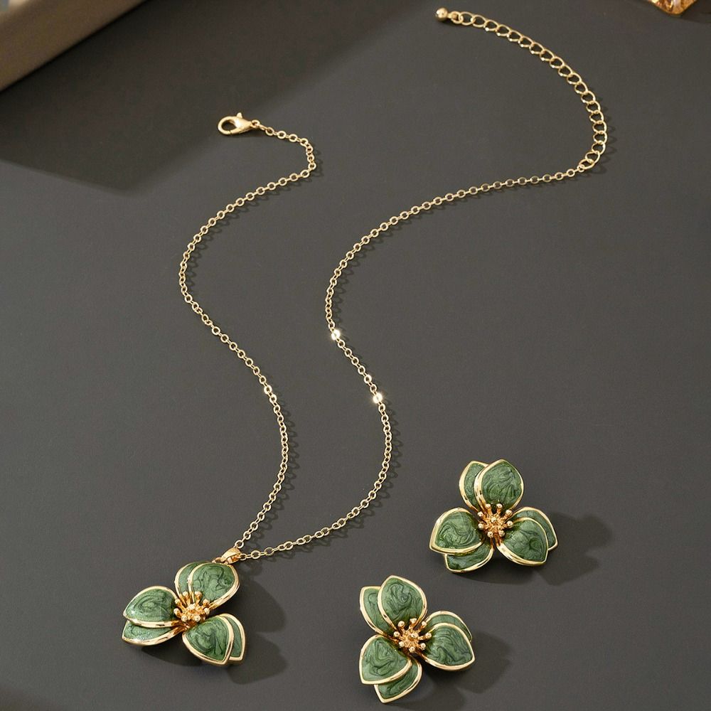 Ensemble de Bijoux Émail Vert Blanc Motif Fleur Style Délicat Clous Tour de Cou Bracelet Ensemble Style Vintage Motif Géométrique Bijoux Femme