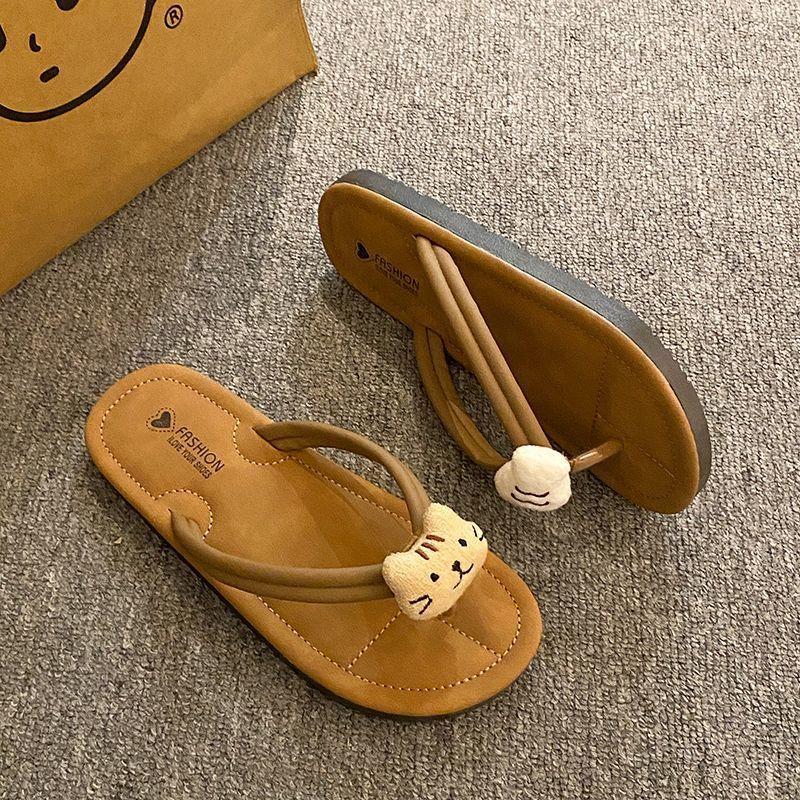 Casual Versatile Outer Wear Flat-bottomed Cool Slippers Niche Design Sense Cute Cartoon Flip-flops Women 2025 Summer and Autumn New Models