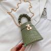 Korean-Style 2023 Crocodile Pattern Chain Crossbody Handbag - Solid Color Casual Women's Bucket Bag