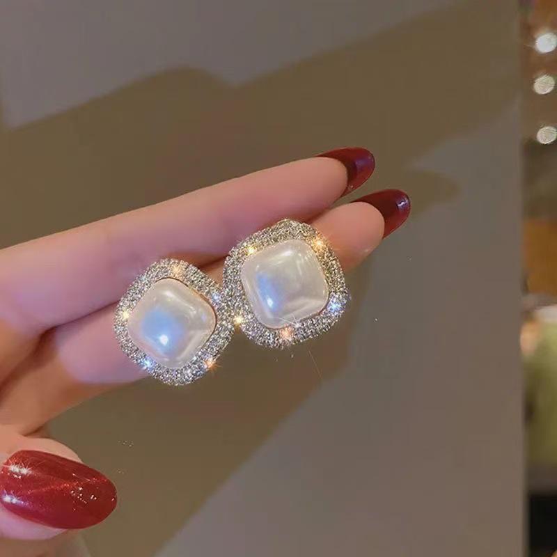 Noblewoman Double-Layer Rhinestone Square Diamond Stud Earrings - 2025 Autumn/Winter Collection