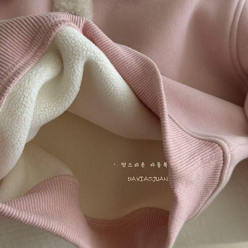 Girls' Pink Heart Fleece Two-Piece Set - 2025 Winter Fashionable Casual Outfit