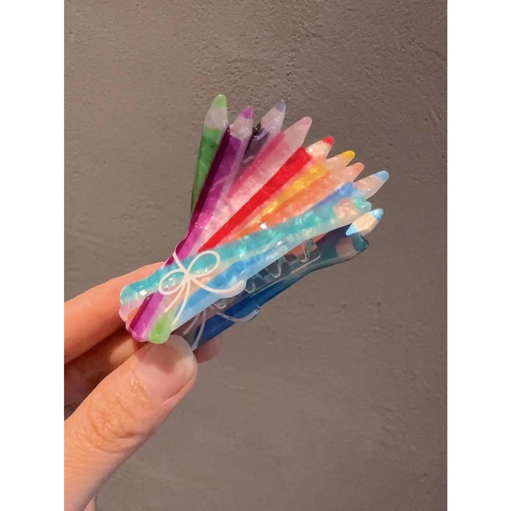 1 Colorful paintbrush grab clip Creative Bouquet Styling Hairpin Teachers' Day gift Updo Shark Clip Cute hair accessories