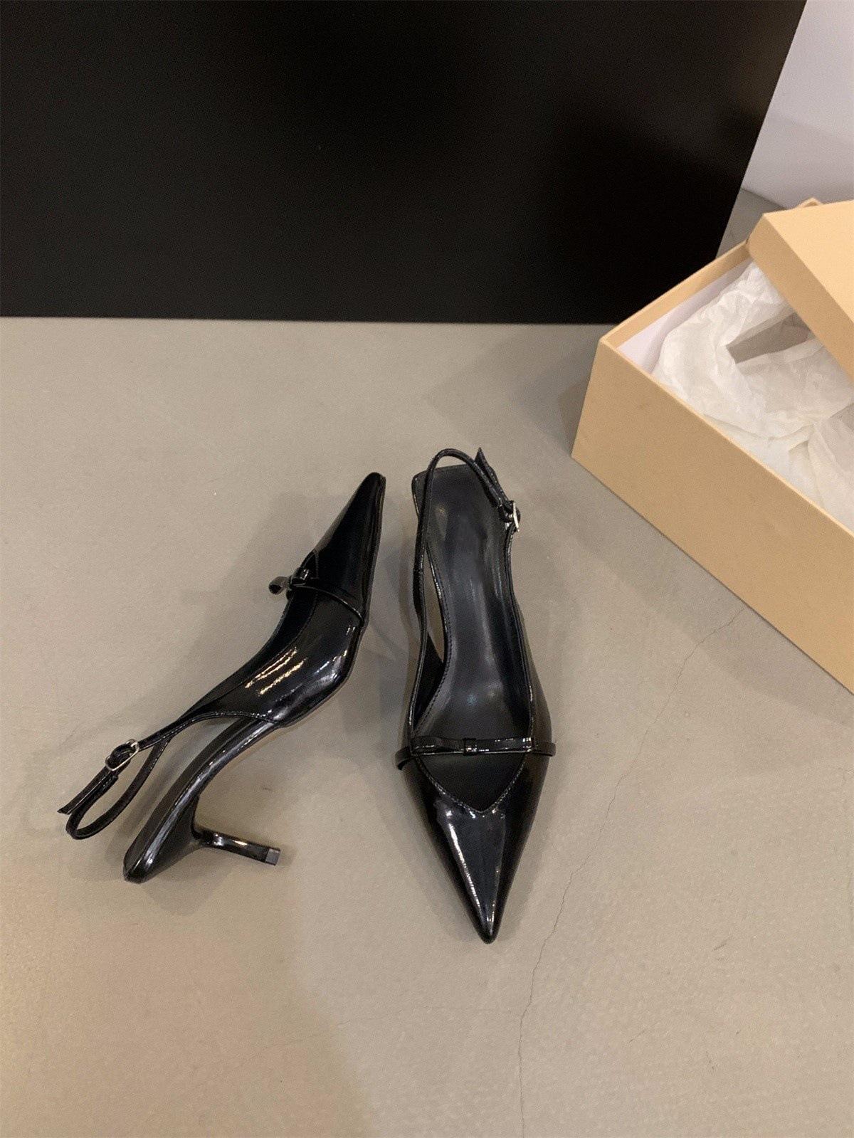 

Заостренный черный темпераментный высокий каблук босоножки мешок головы сказочные туфли 2025 новый французский стиль с юбкой одинарные туфли 35 чёрный