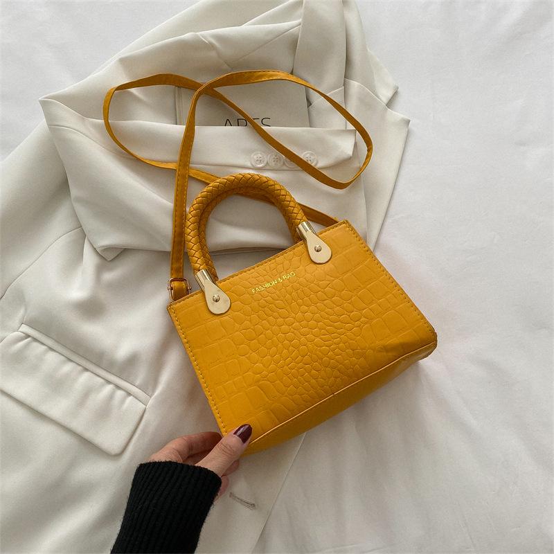 Bag Women's Bag Fashion Trend Casual Portable Small Square Bag Retro One Shoulder Crossbody Women's Small Square Bag