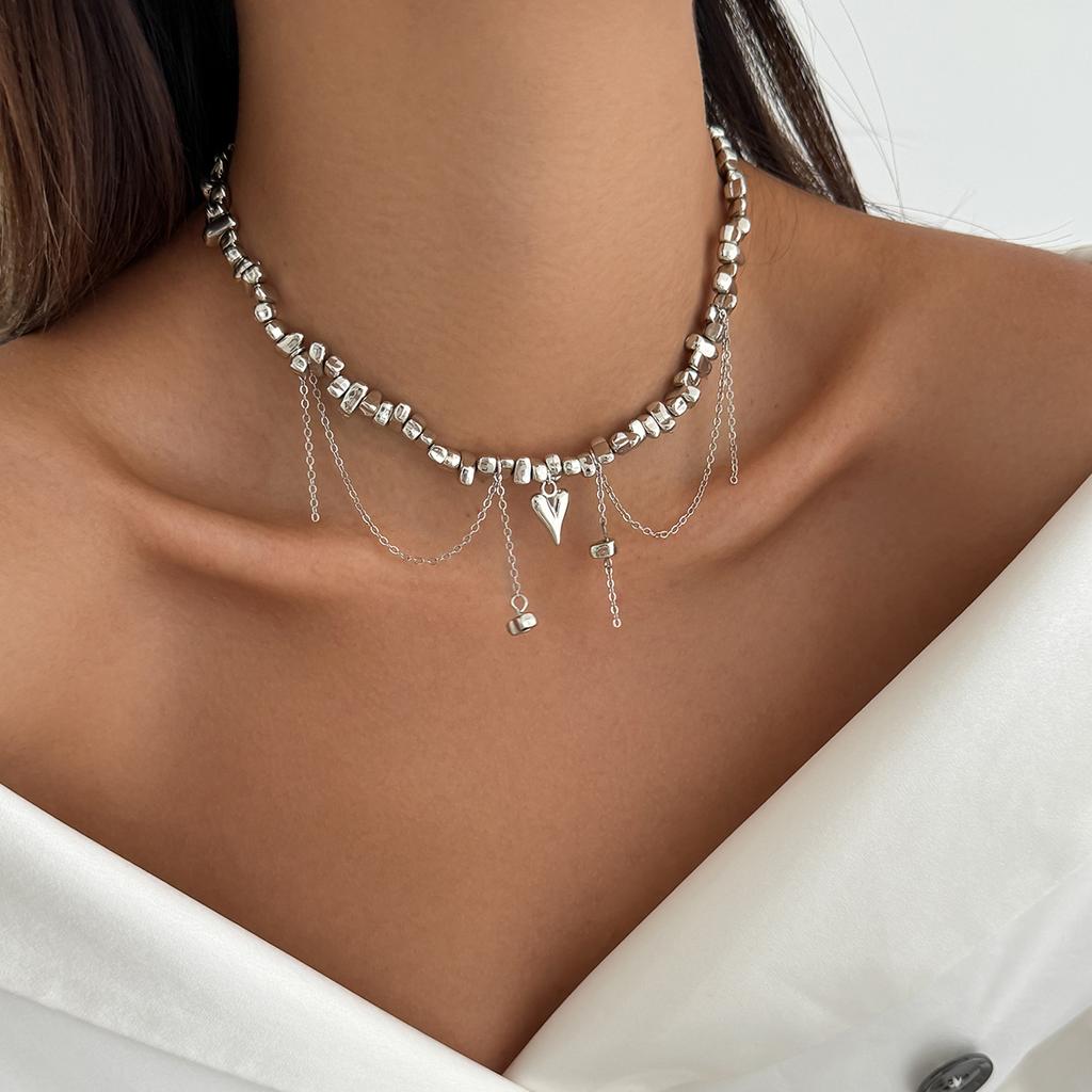 SHIXIN Trendy Irregular CCB Beads Short Choker Necklace for Women Punk Love Heart Pendant Necklace Daily Jewelry Neck Accessory