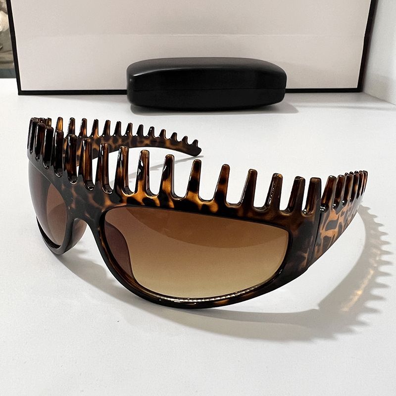 Европейские и американские ретро прямоугольные модные зубчатые солнцезащитные очки-ободок мужские и женские модные трендовые ins вогнутые модные полые солнцезащитные очки