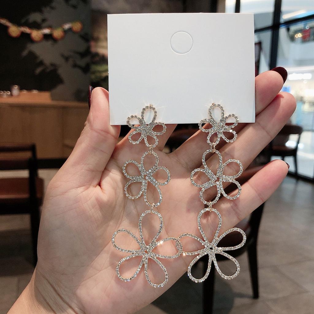 Diamond hollow flower fringed earrings light luxury earrings personalized earrings women
