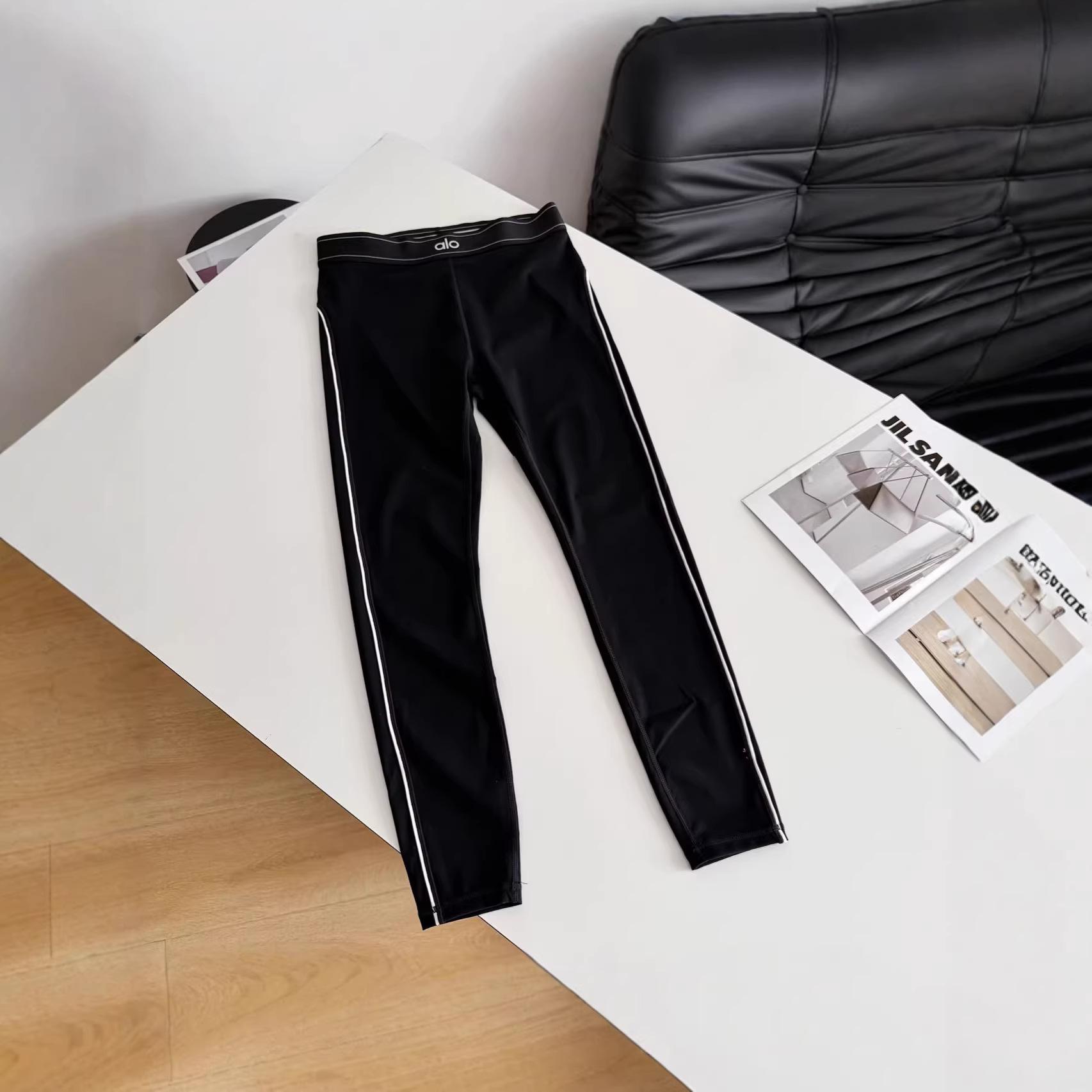 ALO High-Waisted Yoga Leggings: Butt-Lifting, Tummy-Control Fitness Pants One Size