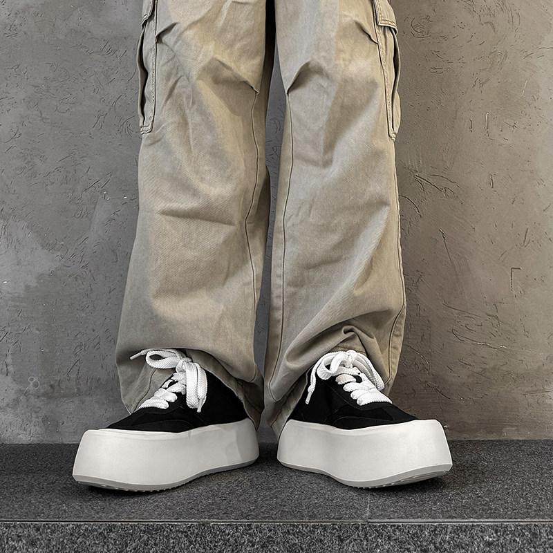Black And White Board Shoes Versatile Muffin Shoes Big Head Biscuit Shoes Thick Sole Super Fire Simple Men Breathable White Shoes Increase Height