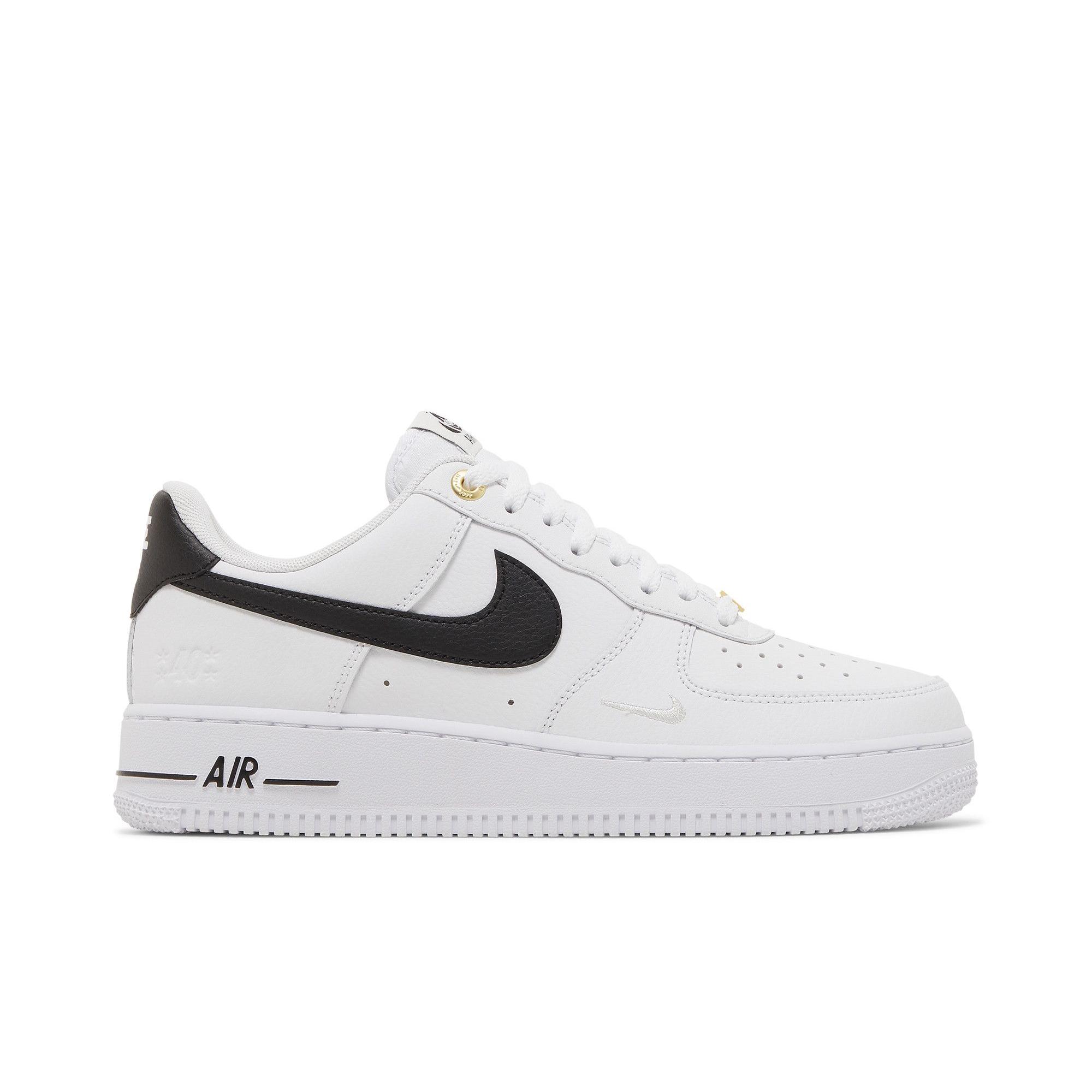 Nike Air Force 1 `07 LV8