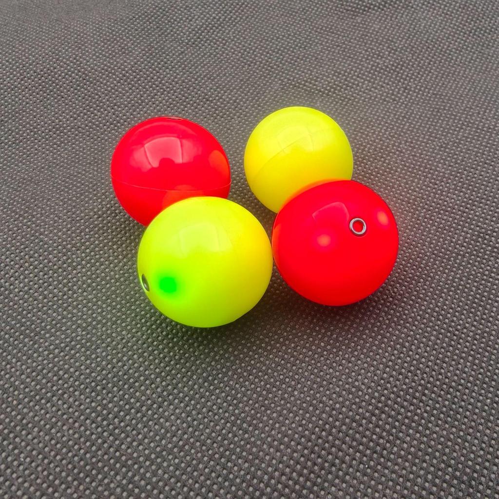 Montatura da pesca galleggiante luminosa Luoyang: Esche Sferiche Ponderate per Lanci Lunghi e Pesca a Traina con Filo Liscio e Accessori.