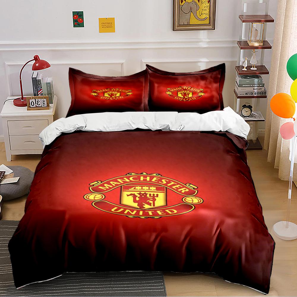 Set Biancheria da Letto Logo Manchester United Set Biancheria da Letto (1 copripiumino, 2 federe, piumino non incluso)
