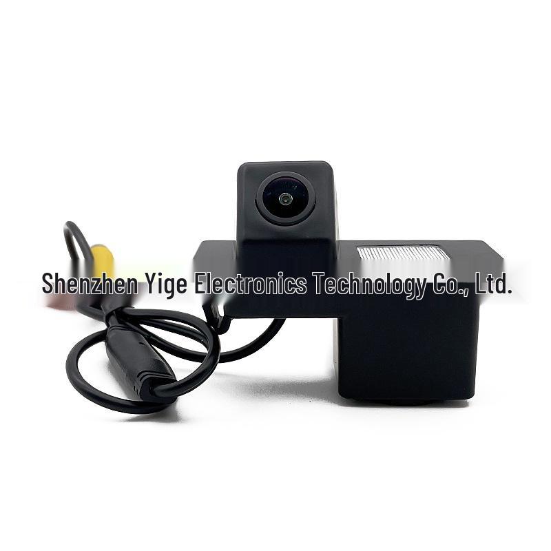 Reversing Camera & License Plate Light for 11 SsangYong Rexton & Actyon Models.