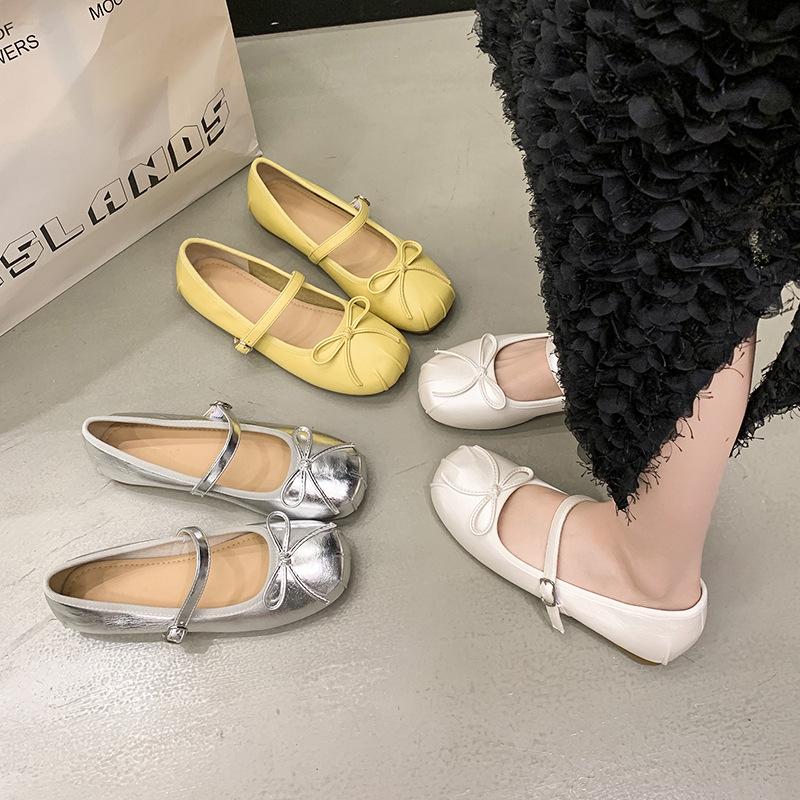 Silver Single Shoes Women's 2025 New Models with Skirts French Soft-soled Ballet Flats Mary Jane Small Leather Shoes