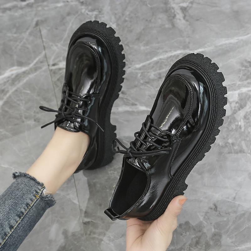 Rimocy Womens Oxford Platform Patent Leather Shoes  Spring Autumn Lace Up Women Flats Vintage Round Toe Casual Shoes Loafers