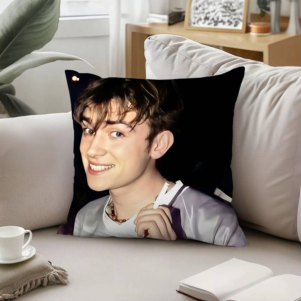 Creative H-Damon Albarn-H Funny Throw Pillow Covers Pattern Cushion Cover Suitable For Sofa Bedroom Car Pillow Cover
