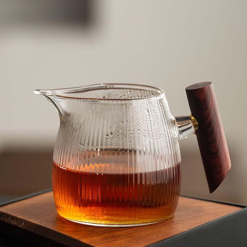 Japanese Style 380ml Wooden Handle Stripe Glass Tea Pitcher Fair Mug Chahai Kungfu Tea Set Accessories Coffee Pouring Pitcher