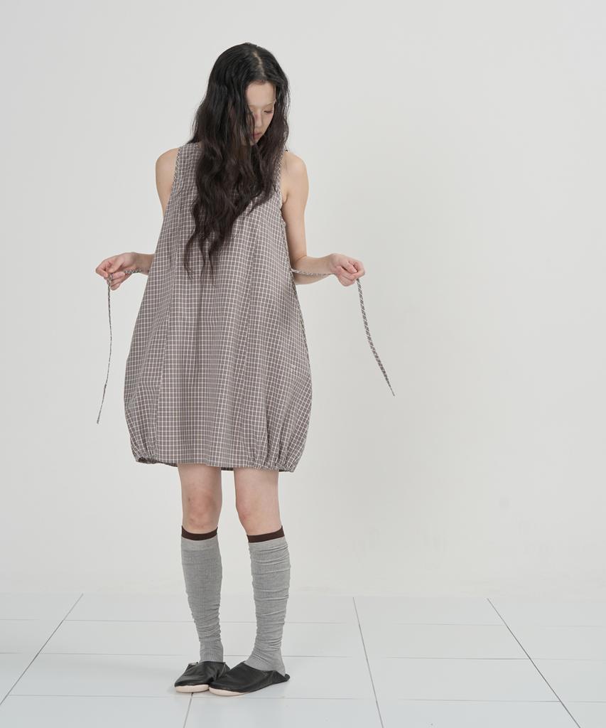 Ouas Balloon Check Dress (Warm Gray)