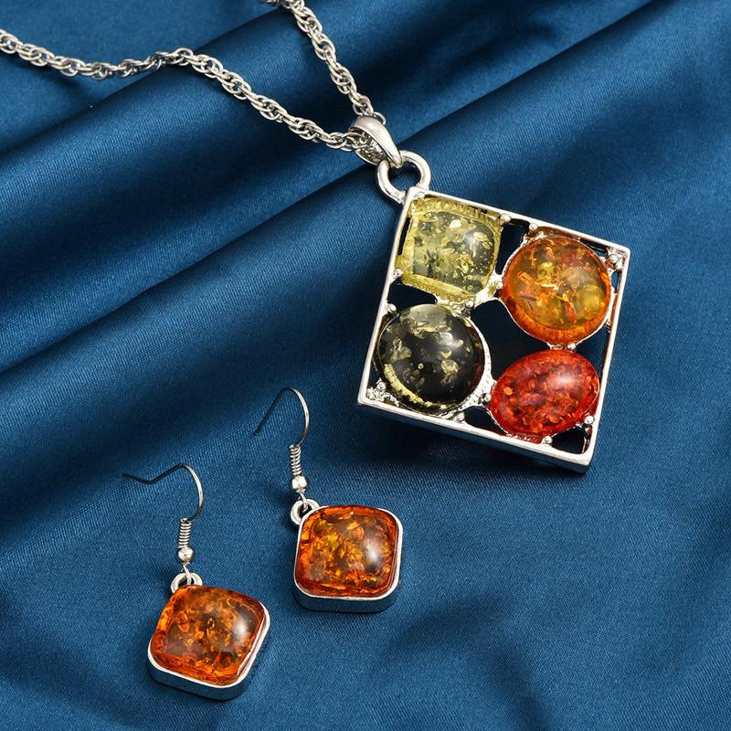 

Новый модный простой квадратный набор из янтаря с цветными драгоценными камнями, аксессуары, индивидуальный комплект ожерелья и серег разноцветный