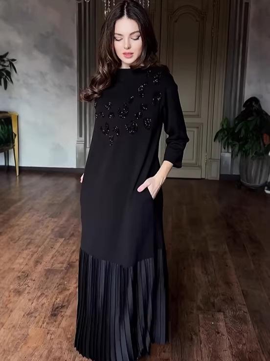 2026 Elegant Rhinestone Formal Waist-Cinching Dress