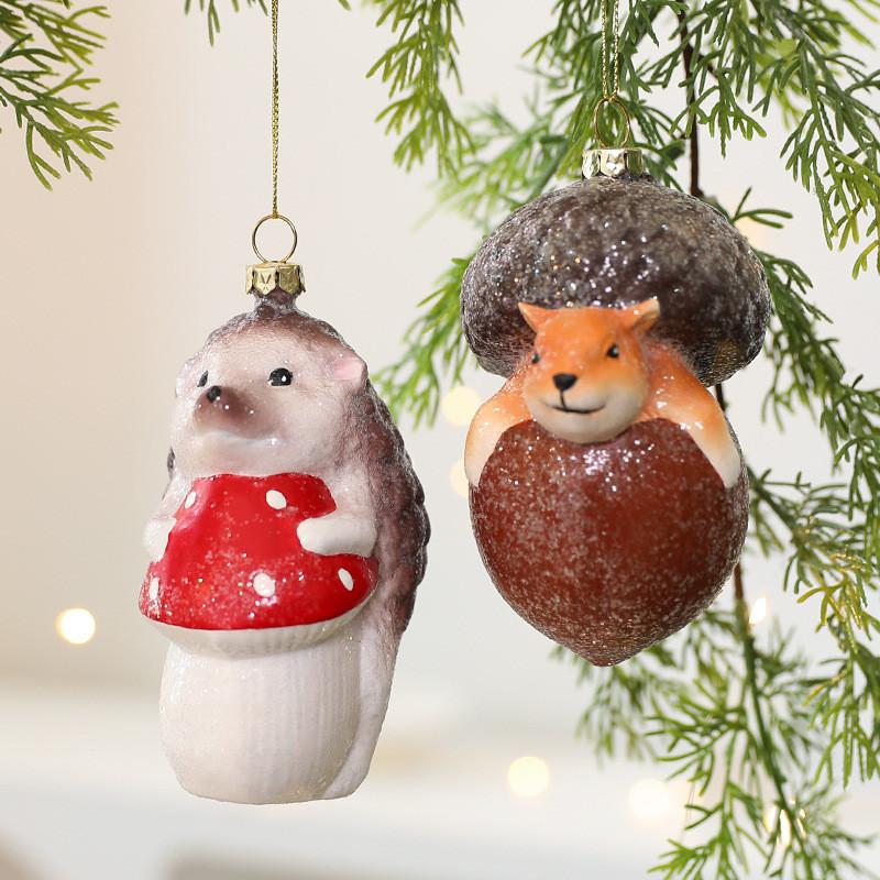 Festive Christmas Tree Ornament Squirrel Hedgehog Design Plastic Hanging Decor