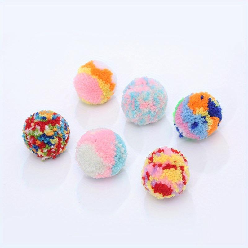 6PCS Colored Wool Ball Diameter about 5cm Pet Supplies Cat Toys Nibble Resistant Rolling Plush Ball Throw and Catch Ball.