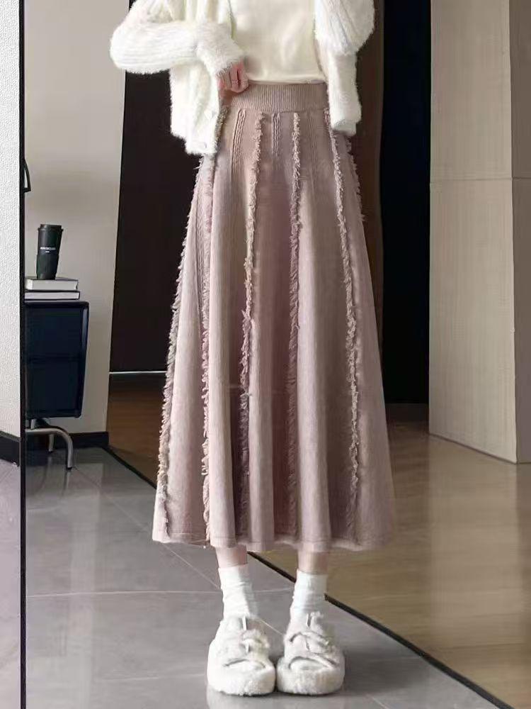 Women's Autumn-Winter White Wool Midi Skirt: High Waist, A-Line with Tassel Detail