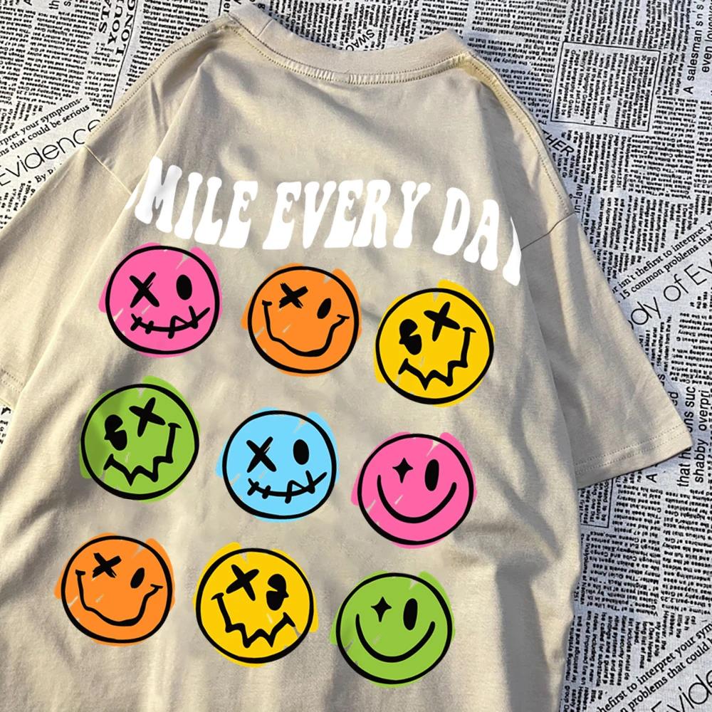 Smile Every Day 9 Different Colored Emoticons Men T-Shirt Hip Hop Oversize T Shirts Vintage Tops Cotton Crewneck T Shirts