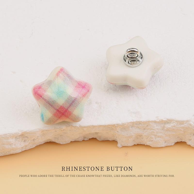 

5pcs Resin Printed Pentagram Buttons Children S Clothes Jacket Versatile Decorative Buttons Sweater Cardigan Hand Sewn Buttons 16Mm beige pentagram