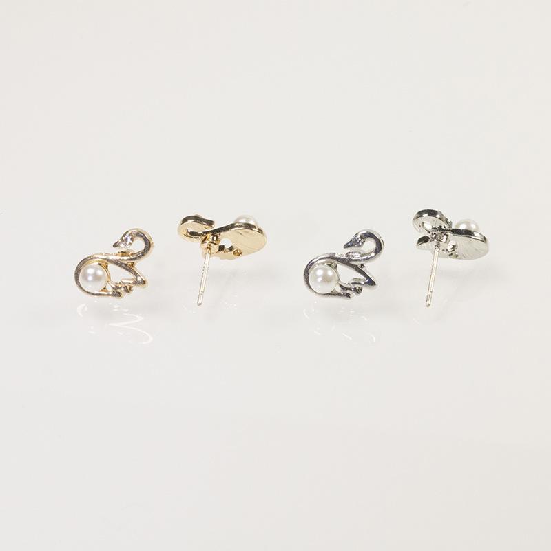 S925 silver needle pearl swan stud earrings set female Korean version small fresh and cute bee stud earrings three-piece earrings
