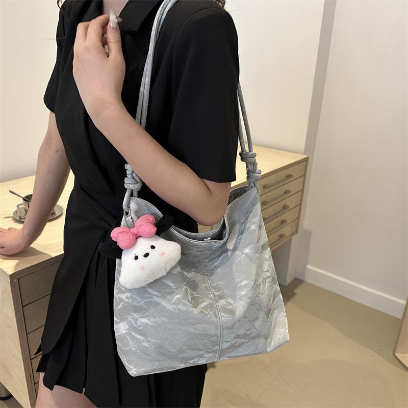 Chic Large Capacity Underarm Bag 2024 Fashion Shoulder Bag For Students And Commuters