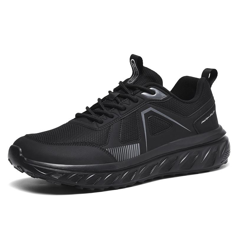 Large size lightweight wide head casual sports shoes new fly-woven mesh men's shoes fat feet fat barefoot running shoes
