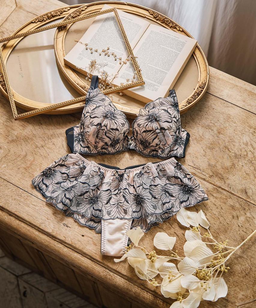 Bra Elegant Collection Single Bra for Black [Nozari] [2409] Women,