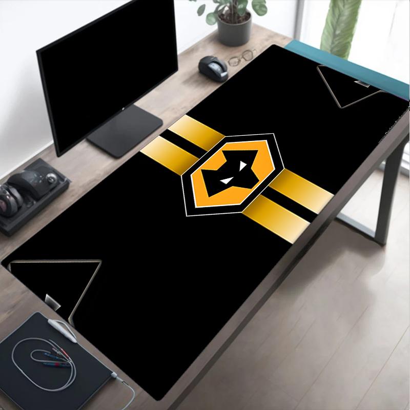 Flammende Wölfe Emblem Wanderer Mauspads, Gaming-Mauspad, Tastaturmatte, Schreibtischdekoration für Computer-Notebook, Fan-Geschenk, Geburtstagsgeschenk