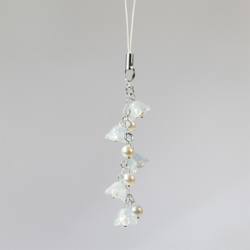 Vintage Lily Of The Valley Phone Chain Y2K Aesthetic Beaded Cell Phone Lanyard Fairy Mobile Phone Pendant Accessories