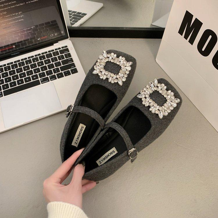 

Универсальные туфли-лодочки на толстом каблуке для женщин, юбка, весна 2025, новинка, бархатные теплые туфли Мэри Джейн на высоком каблуке, тренд 40