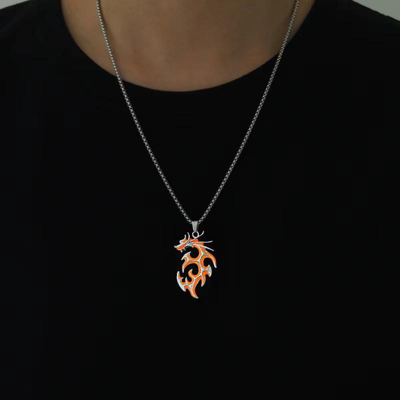Vintage Punk Luminous Dragon Pendant Necklace Luminous Fire Dragon Pendant Necklace Glow In Dark Party Hallowenjewelry Gift
