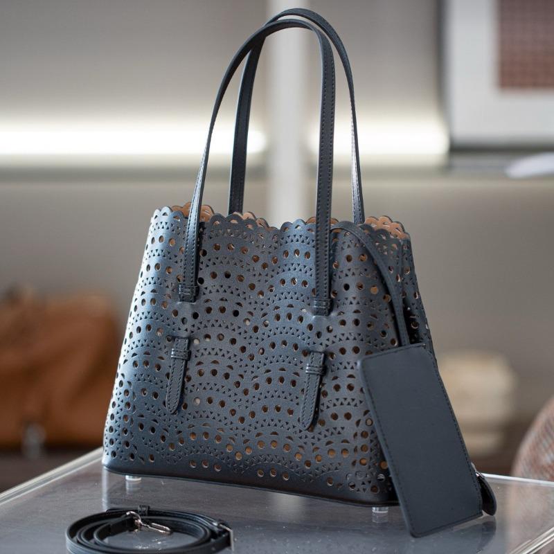 Design di nicchia nuova borsa a tracolla in pelle intagliata borsa a cesto vegetale vuota a spalla nella borsa da donna borsa a tracolla in pelle di mucca